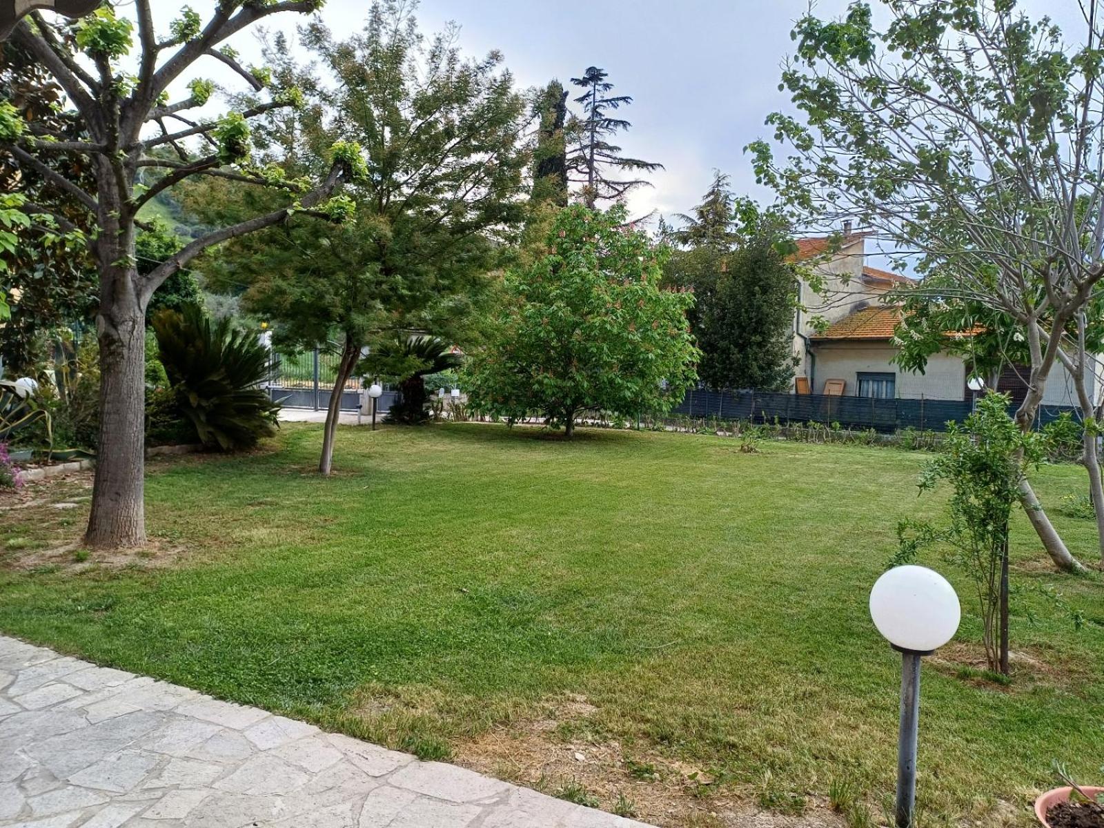 Apartamento La Casa Degli Ippocastani Colonnella Exterior foto